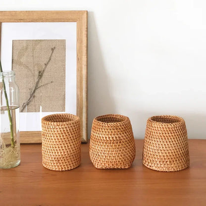 Woven rattan pen holder