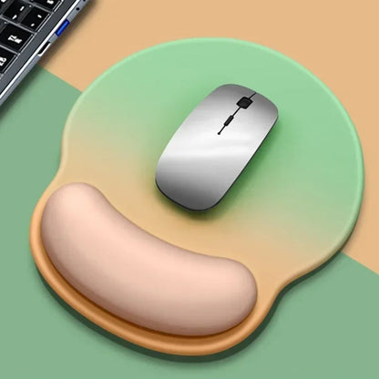 Ergonomic mouse pad with wrist rest