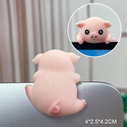 Hanging animal computer decoration