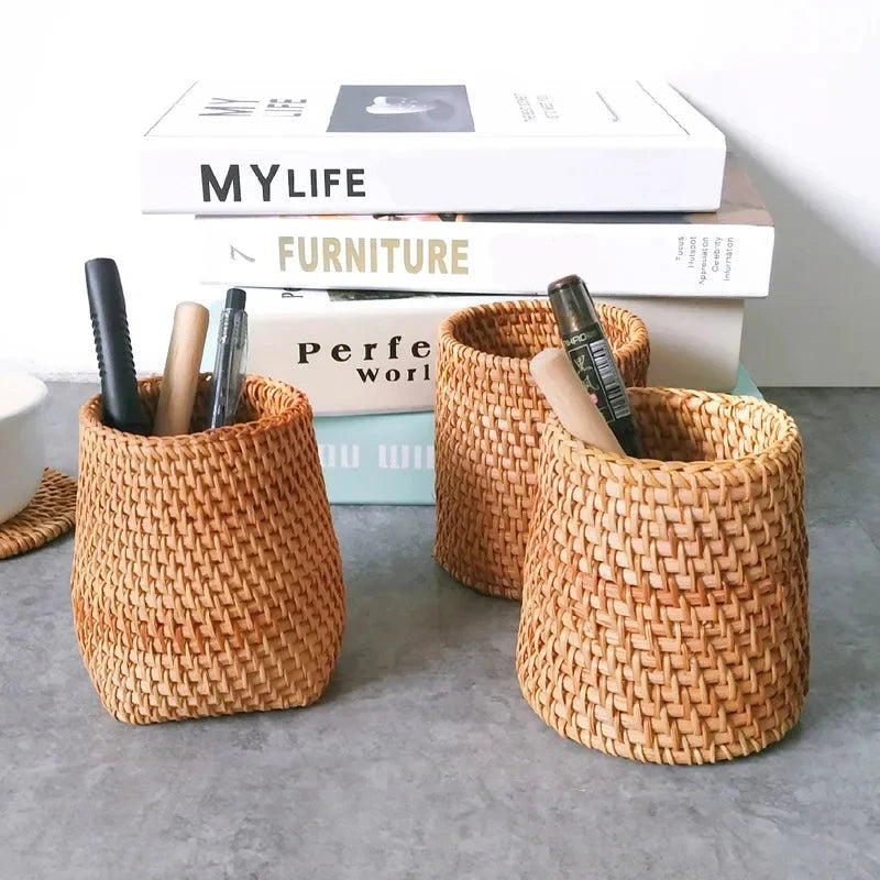Woven rattan pen holder
