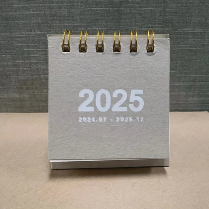 Simple mini desk calendar 2025