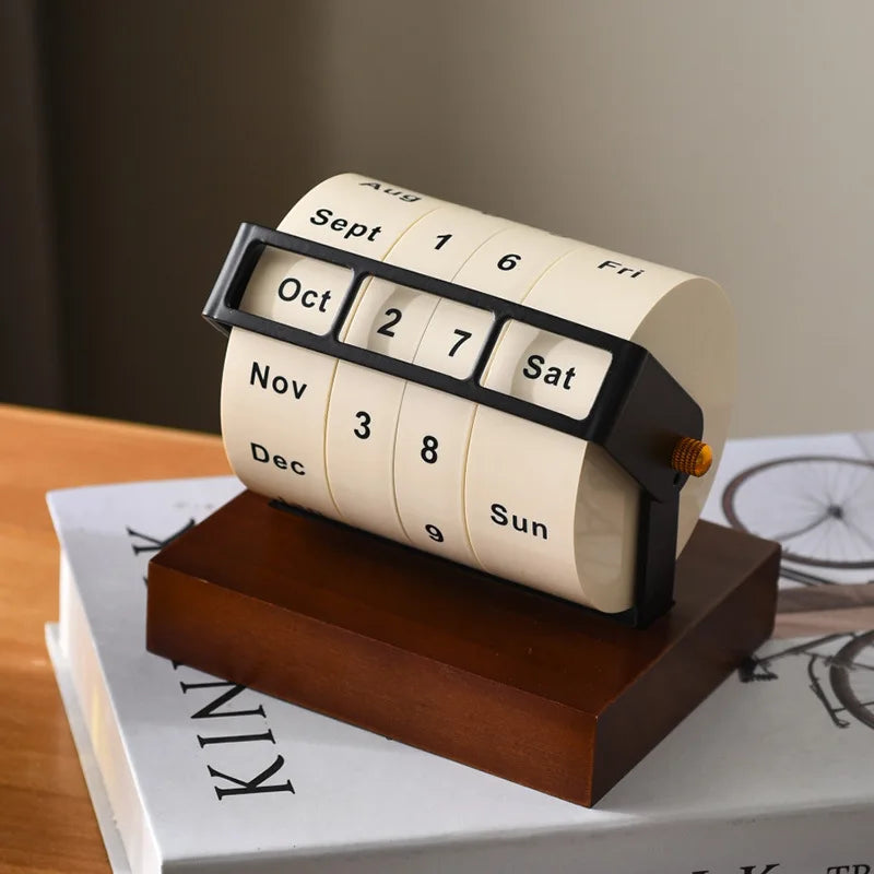 Rotating perpetual wooden desk calendar